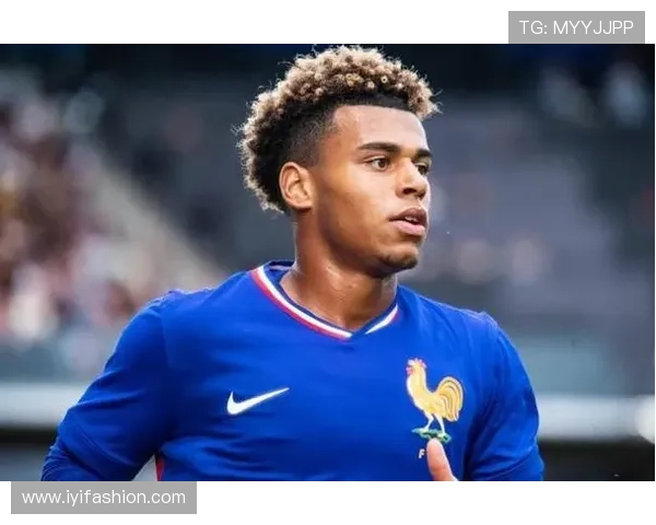 杜埃背部疼痛 或将错过对哥伦比亚首发